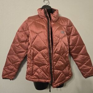 The North Face Women's Nylon Pink Quilted Jacket Alis 550 Puffer